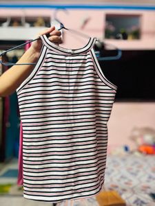 V Shape Top