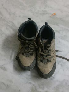 Used Trekking Shoes