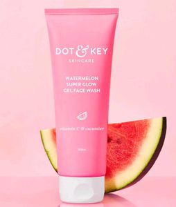 Dot And Key Face Wash 💟
