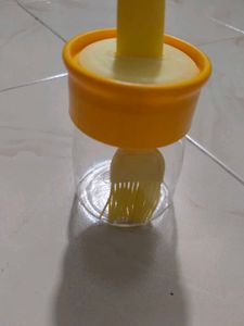 Cute Duck Oil Dispenser Brush