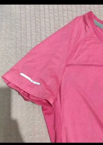 nike Pink T-Shirt