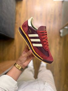Adidas SL72 Sneakers - Burgundy
