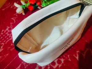 Smytten Premium Vanity Pouch White