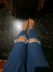 Women&#39;s Stylish Blue Ripped Jeans