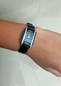 Stylish Square Dial PU Strap Analog Watch