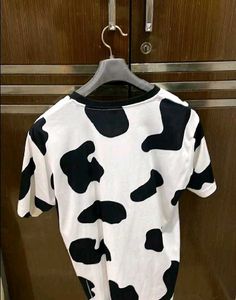 OVERSIZED TEE....