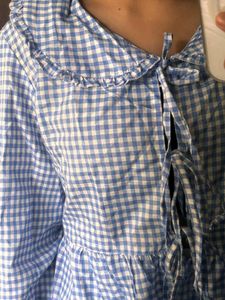 blue Peter Pan collar top