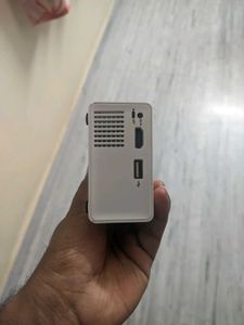 Portable Mini Led Projector 720p