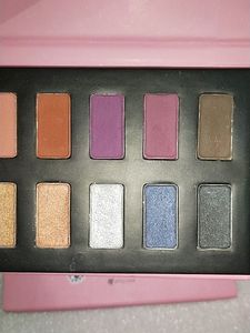 Eyeshadow Palette- Squad Goals