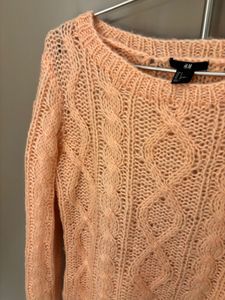 H&amp;M Peach Knit Sweater