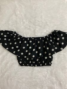 Berrylush Off Shoulder Top
