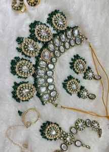 unused Elegant Green Kundan Jewelry Set