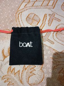 Boat Bassheads 225 Earphone with Earphone bag and accessories