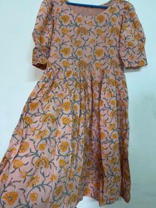 Floral Bullon Sleeves Kurti