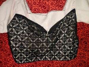Lace Inset Puff Sleeve Top