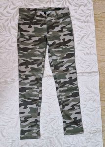 Camouflage Print Jegging
