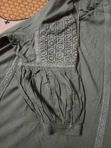 XXL green tunic top with fancy sleeves