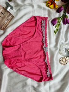 🇳🇿💫💗imported Pink Lace Trim Briefs