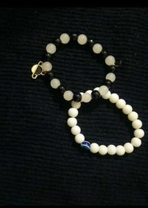 Braceletss