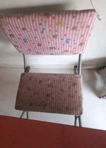 Children&#39;s Desk and Chair Set