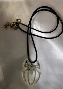 Big Spider Pendant Necklace