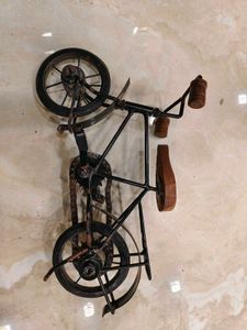cycle showpiece for home decoration made of iron U