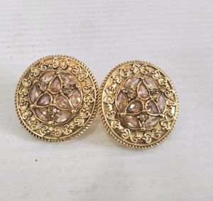 High Quality Golden Studs