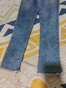 Frayed Hem Jeans