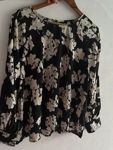 Unique Fit Top
