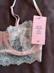 H&amp;M Light Pink Soft Lace Balconette Bra/34c