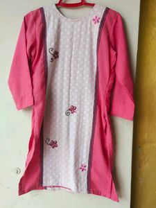 Floral Embroidered Kurta