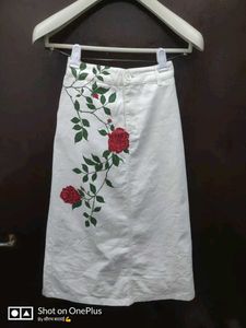Pinteresty Rose Painted Skirt 🥀
