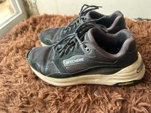 Black Skechers Shoes