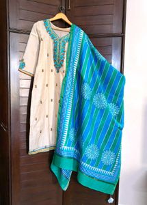 Festive Wear Women Silk Embroidered Suit Set