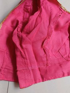 Women Saree n Blouse