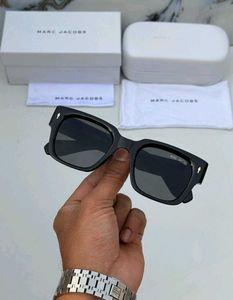 MARC JACOBS**UNISEX MODEL* PREMIUM SUNGLASSES