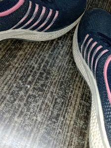 Aqualite Sneakers with Reflective Tag