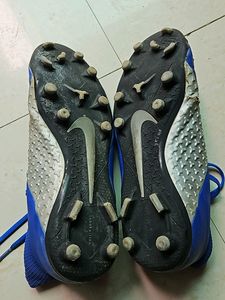 Nike Phantom Football Shoes