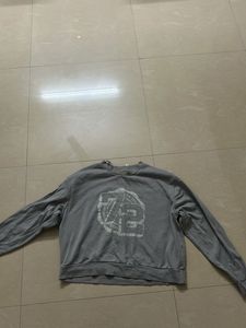 h&m grey sweatshirt size L