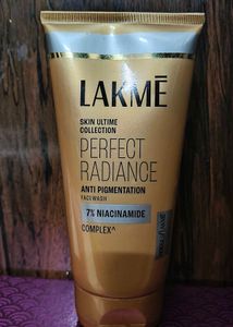 Lakme Perfect Radiance Facewash