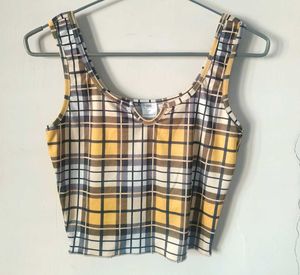 SSS : Cute Yellow plaided crop top😍