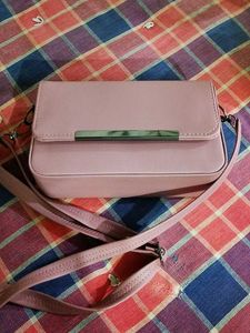 New Sling Bag 🛍️💰 .