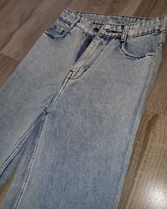 Light Blue Faded High Waisted Jeans