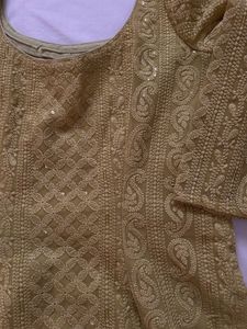 Chikan Kari Sequence Scoop Neck Kurta