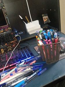 Assorted Pens (50)