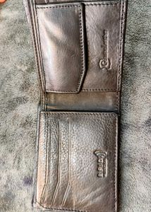 Gucci High Quality wallet with wooden box