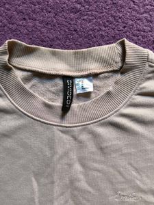 H&amp;M Sweatshirt