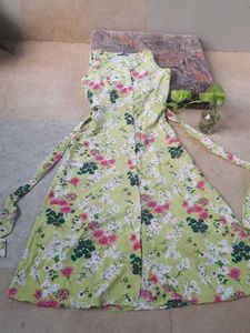 Tokyo Talkies Floral Midi Women Green A-line Dress