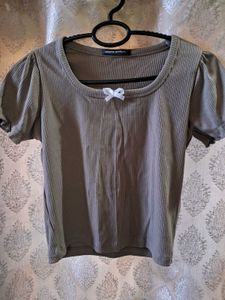 Ribbed Puff Sleeve Top