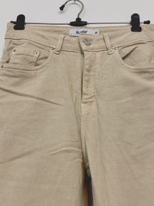 JEAN BEIGE